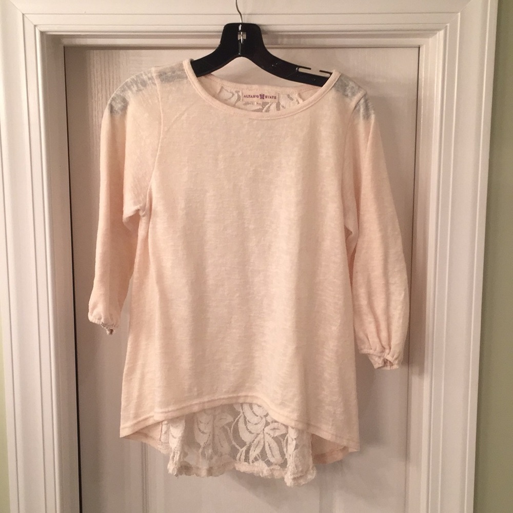 Lace cream shirt